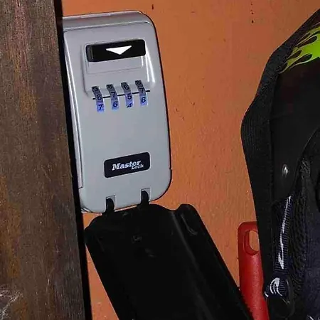 Lejlighed I Bassola Med Gratis Parkering Apartmán *
